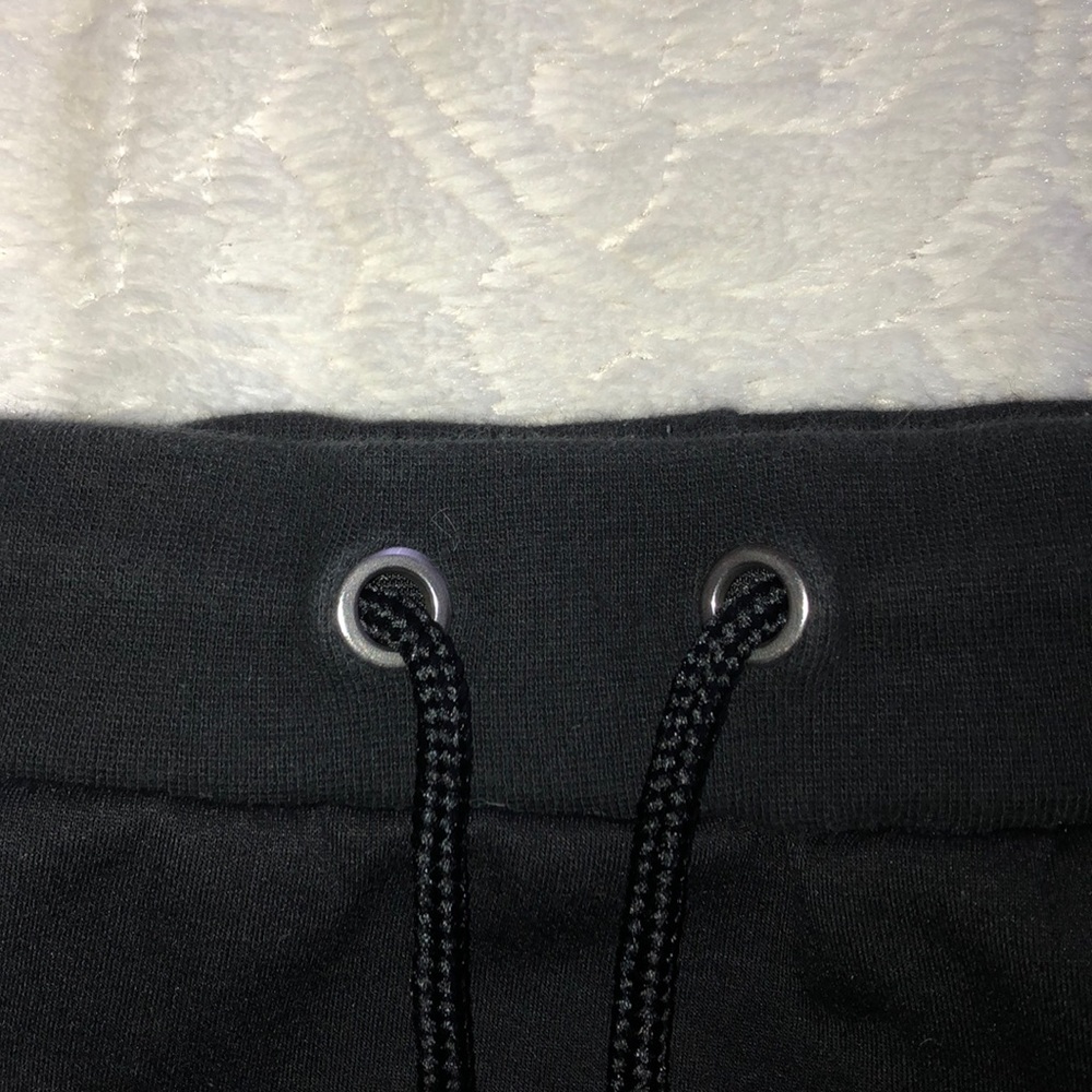 H&M athletic skirt - Picture 3 of 3